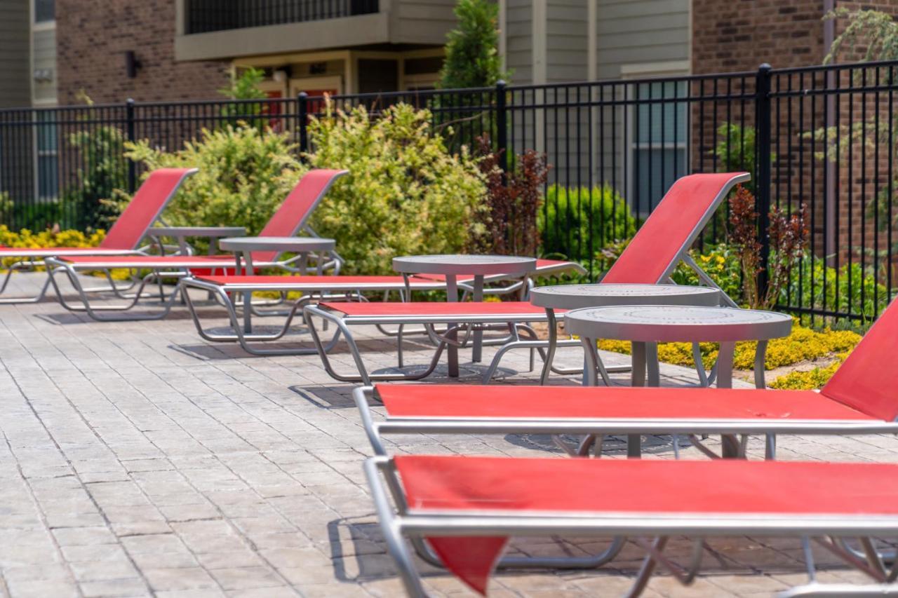 Ou Sooner, Pool & Gym, Bbq, Netflix, 100Mb Internet, Lg Washer & Dryer, Close To Ou! 诺曼 外观 照片