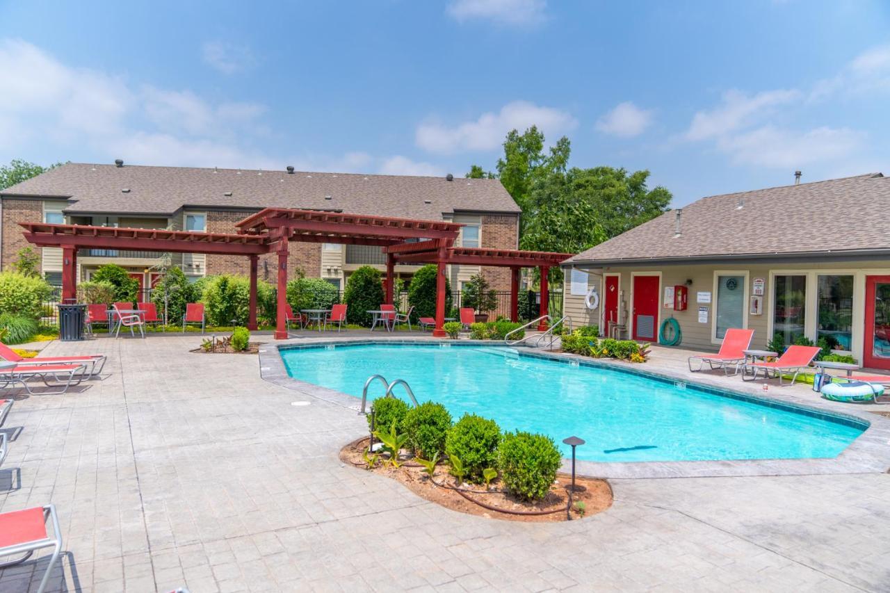 Ou Sooner, Pool & Gym, Bbq, Netflix, 100Mb Internet, Lg Washer & Dryer, Close To Ou! 诺曼 外观 照片