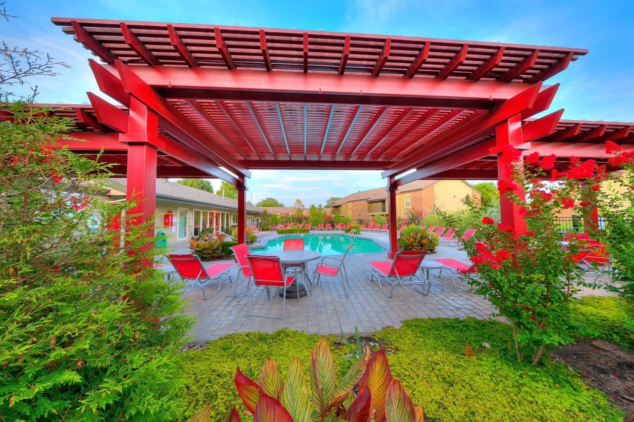 Ou Sooner, Pool & Gym, Bbq, Netflix, 100Mb Internet, Lg Washer & Dryer, Close To Ou! 诺曼 外观 照片