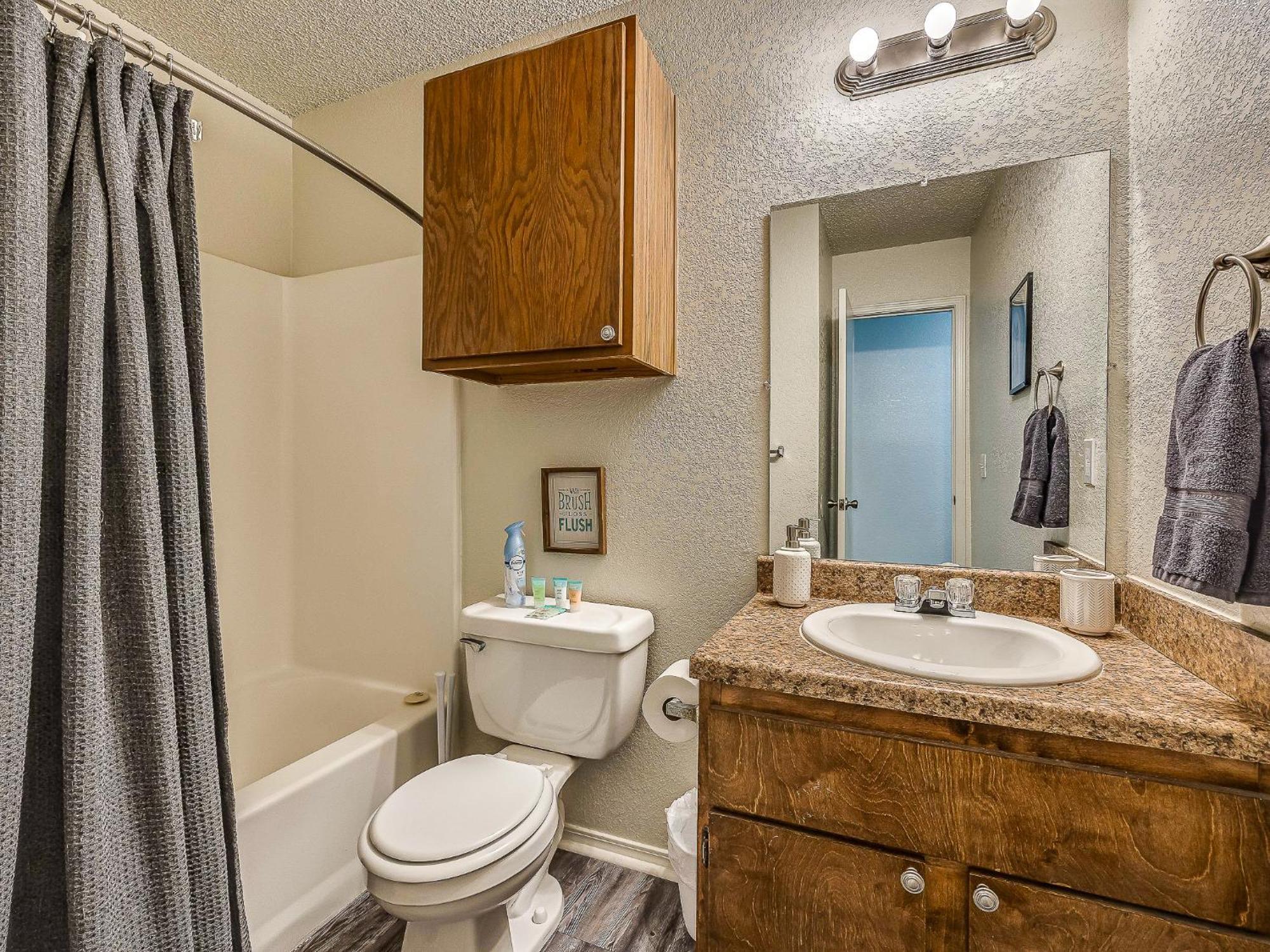 Ou Sooner, Pool & Gym, Bbq, Netflix, 100Mb Internet, Lg Washer & Dryer, Close To Ou! 诺曼 外观 照片